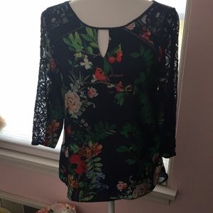 EXPRESS floral blouse